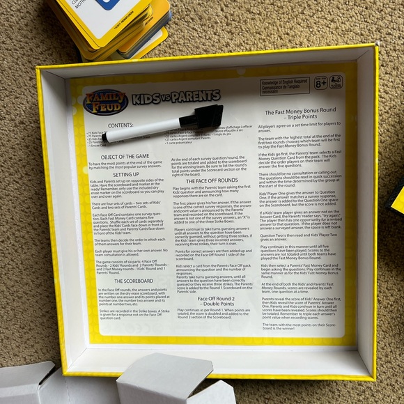 Family Feud. Kids vs Parents Board Game 2019 - Picture 7 of 7
